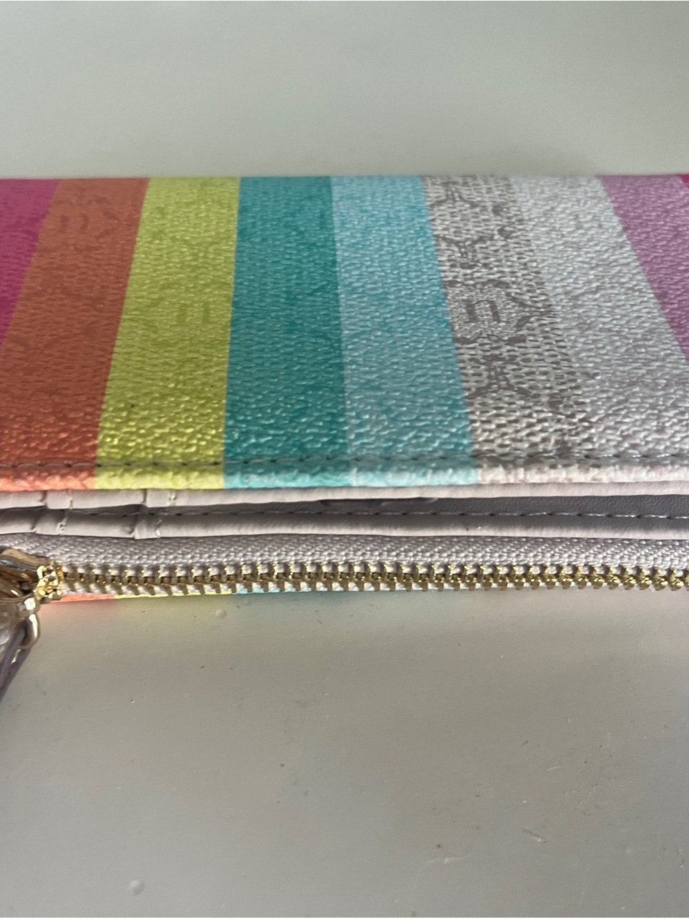 Nanette Lepore Pink Orange Yellow Green Blue White Stripe Zip Wallet - Picture 3 of 4
